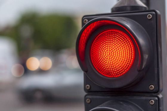 Лишение водительских прав за проезд на красный свет
